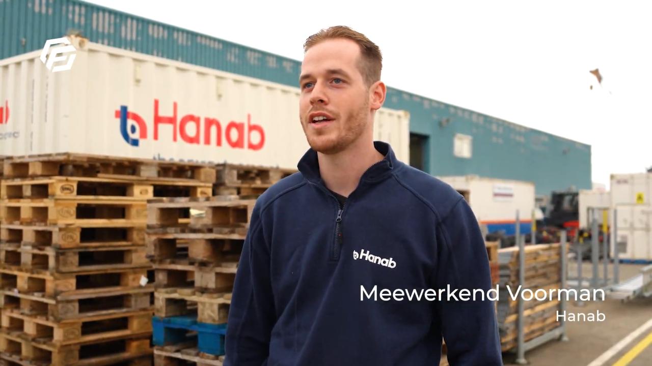 Meewerkend voorman van Hanab tijdens het interview op de bedrijfslocatie