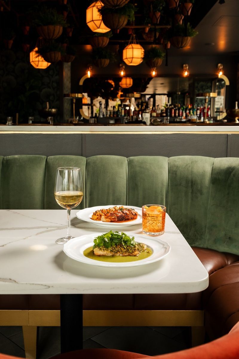 Americano dining room