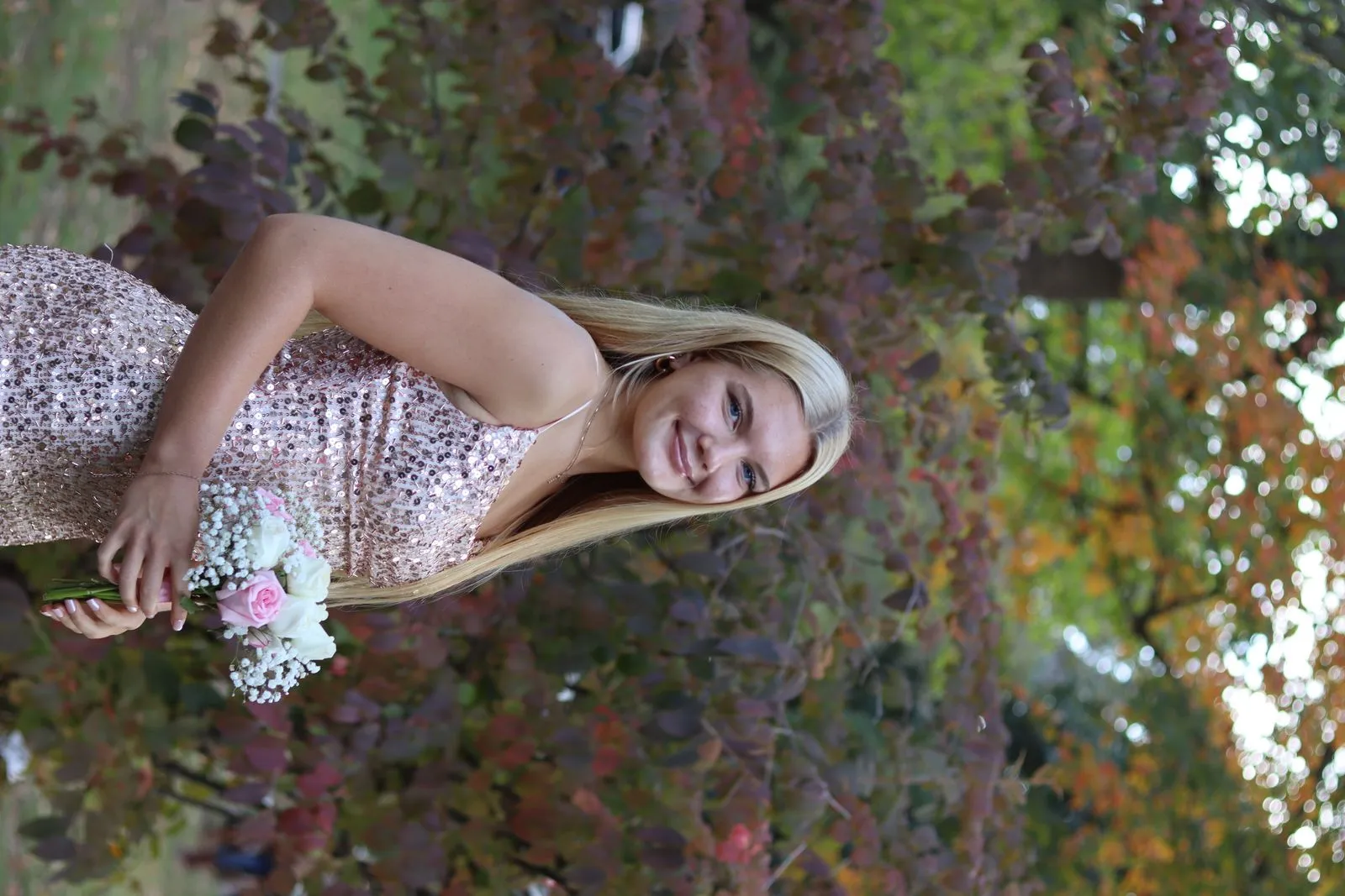 Outdoor fall portrait photographed by CarlyArchive