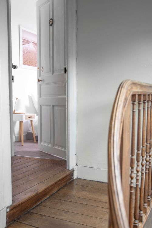 The wooden landing near the top-floor bedrooms