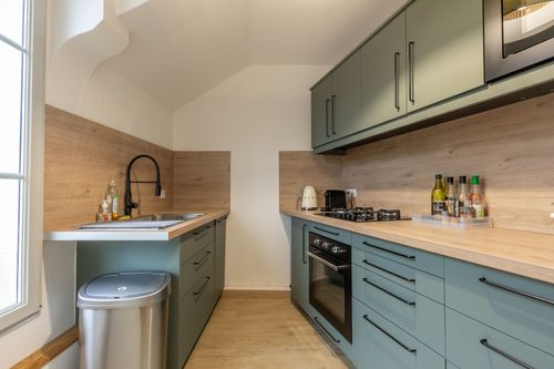 Le Nid de Saint-Honoré — Kitchen
