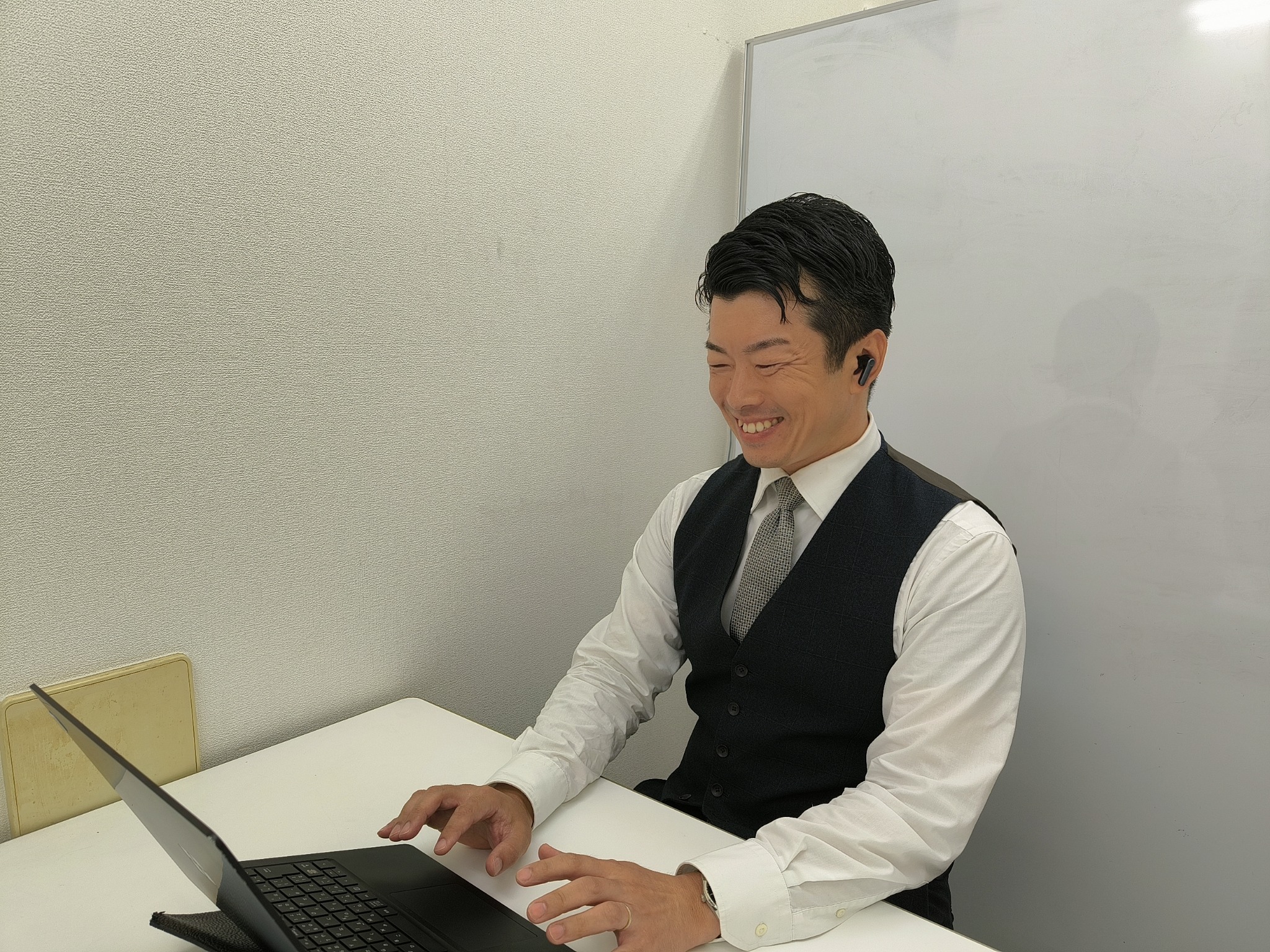 オンラインで話す平山