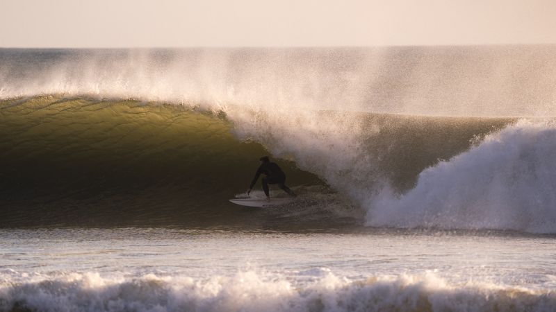 I See Waves surf photography gallery image