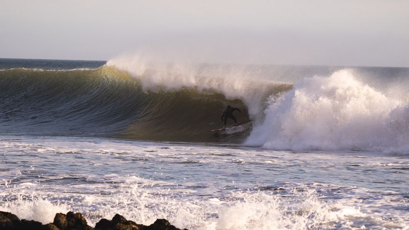 I See Waves surf photography gallery image