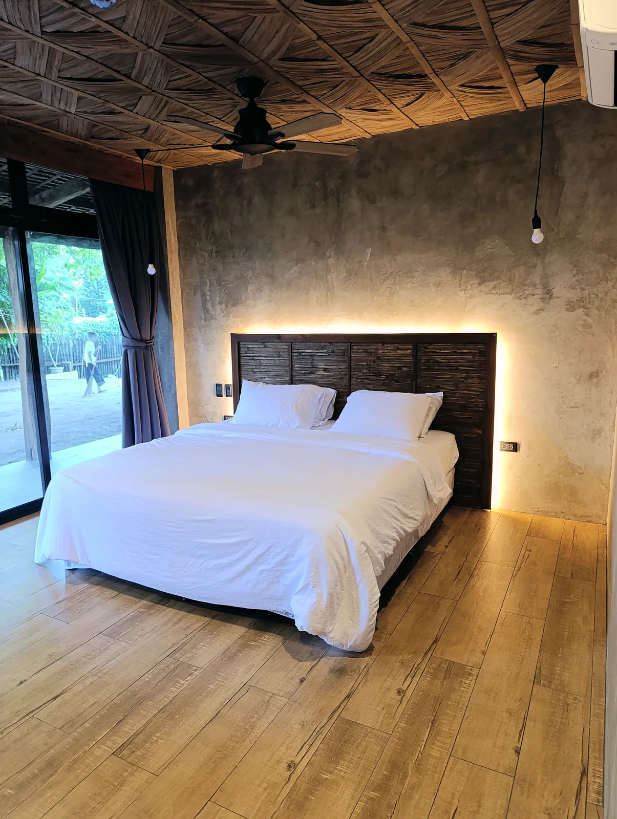 Deluxe Double room with king-size bed