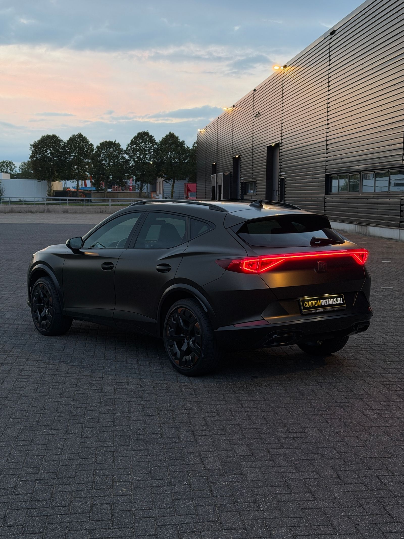 Cupra Formentor in mat zwart, gewrapt door CustomDetails in Almere