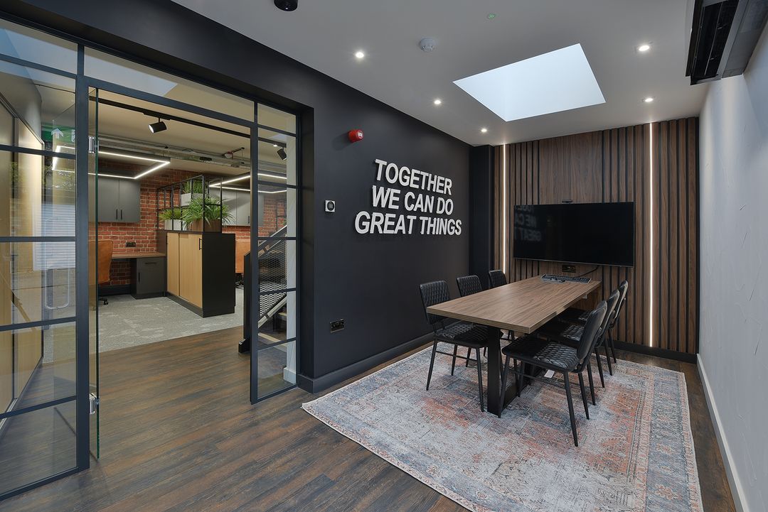 Twinglobe office fit-out managed by TEK Contracts