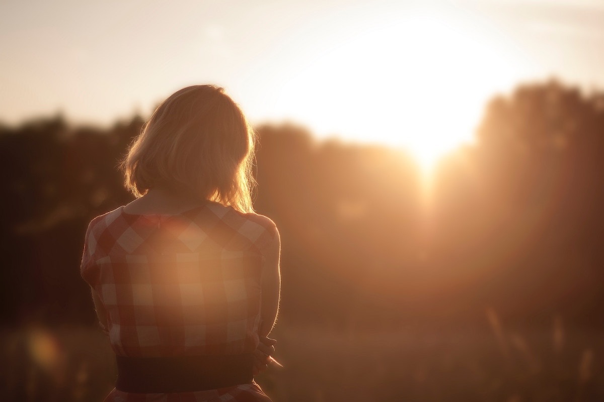 How to Move On & Put Past Hurts Behind You How to Move On & Put Past Hurts Behind You