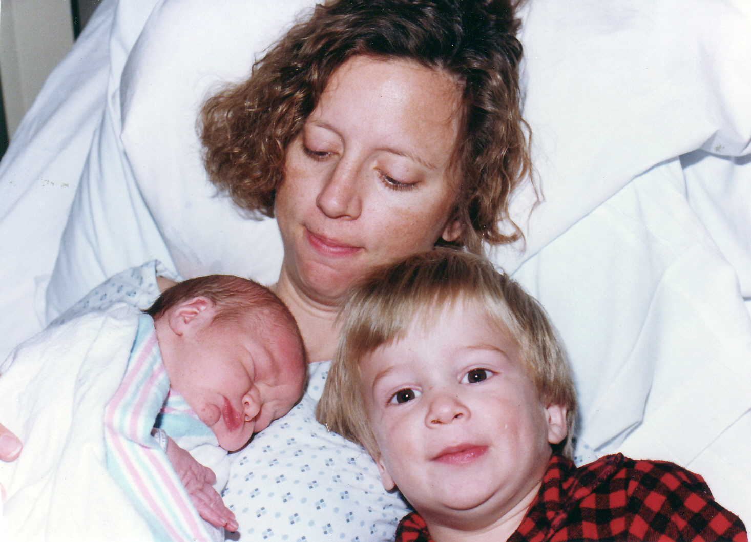 Oliver Sill born 12-88 with big brother George and mom Carrie Ann