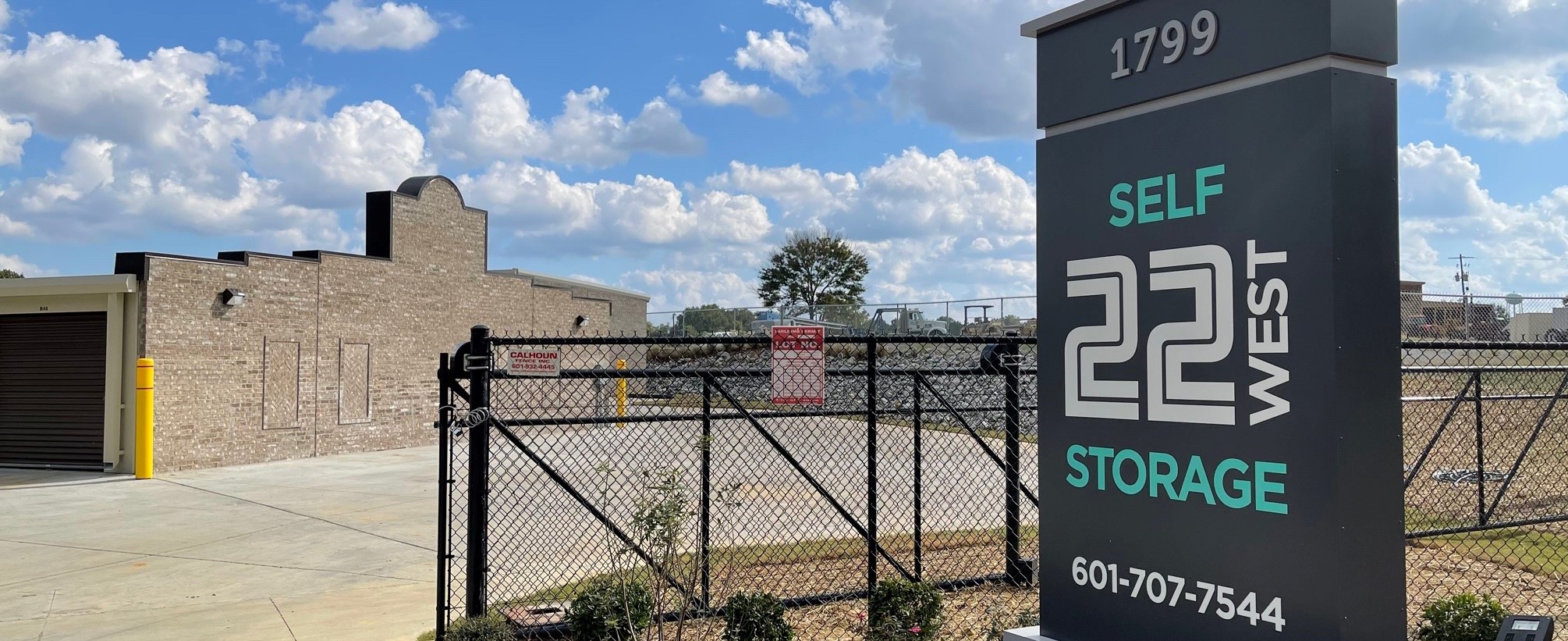 22 West Storage, LLC 164 Watford Parkway Drive, Canton MS 39046