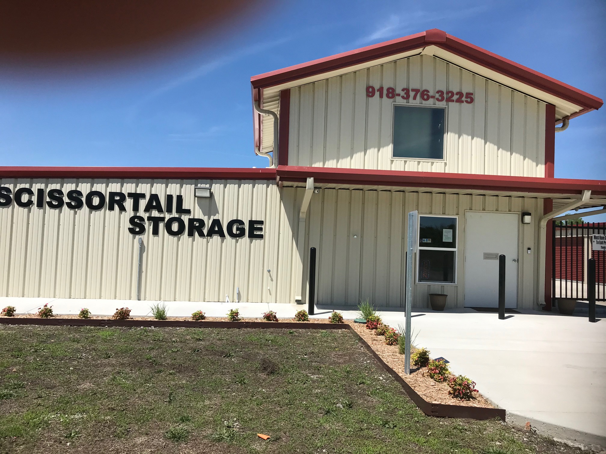 Scissortail Storage LLC 5349 East Highway 20, Claremore OK 740195349