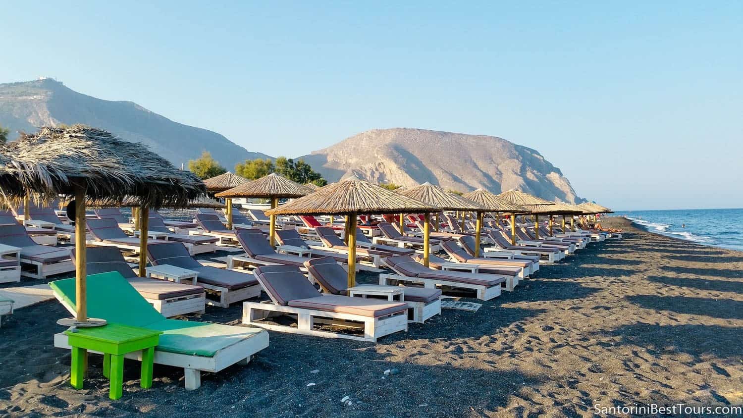 Perivolos Beach