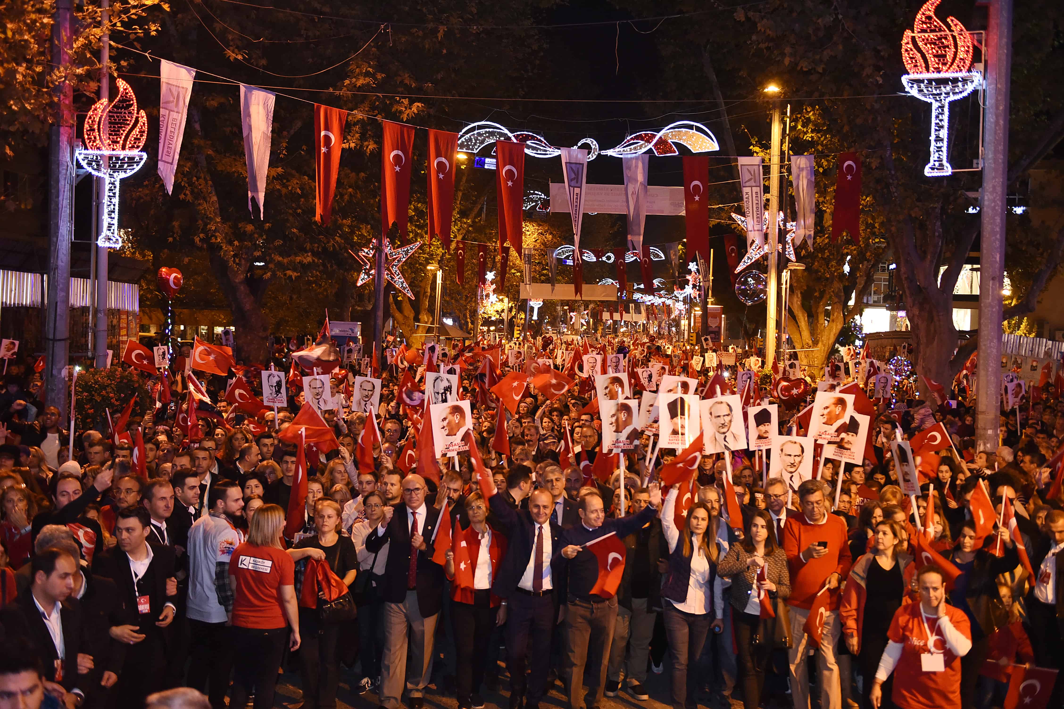 Bagdat Avenue 29 October celebrations