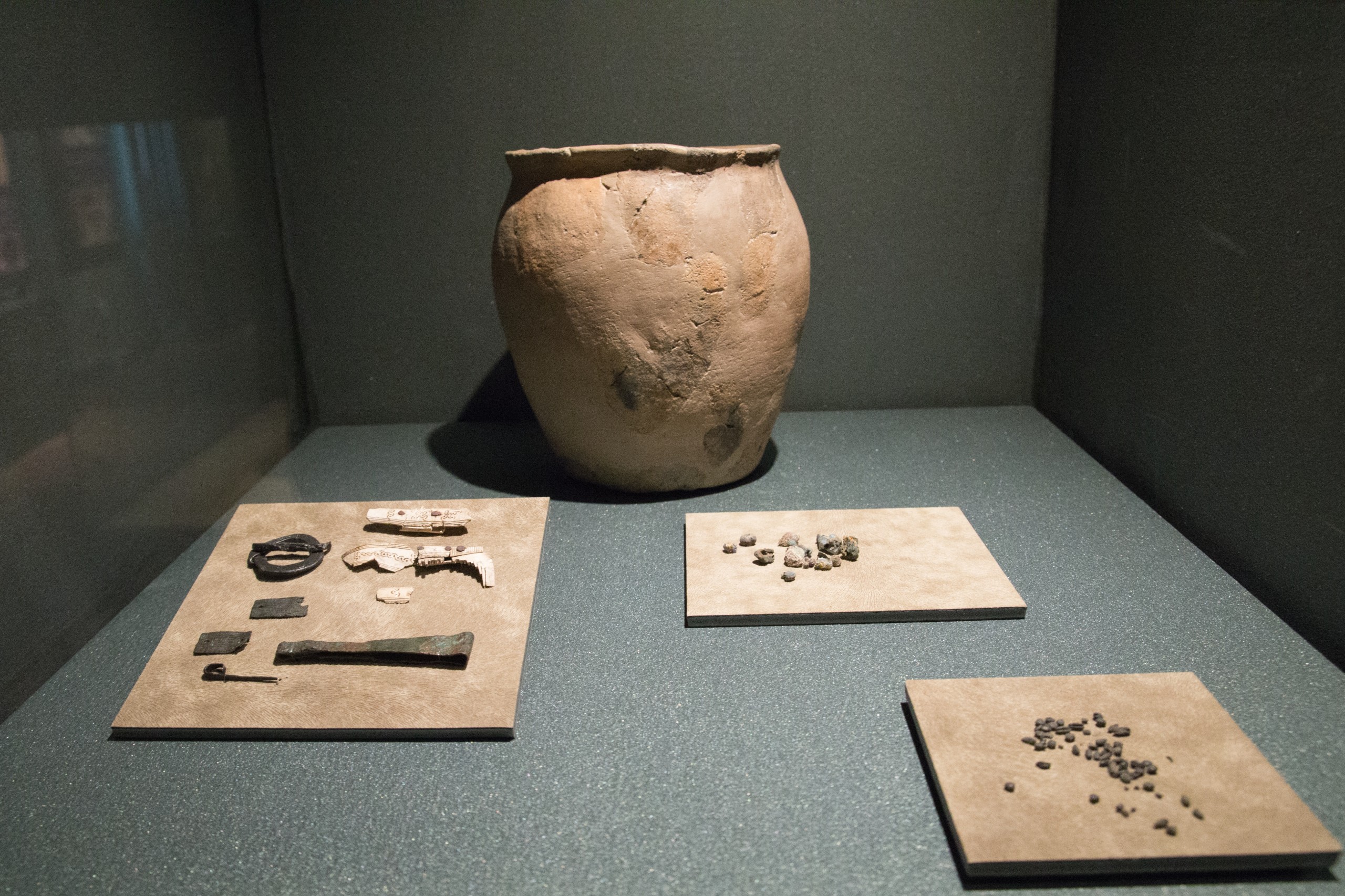 Pottery and goods belongs to the Slavs in Prague.