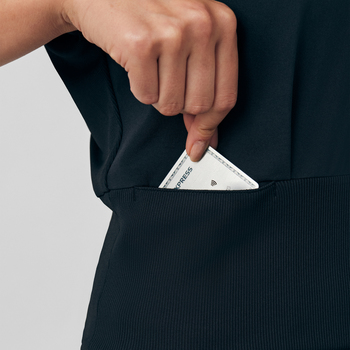 Photo de l'uniforme LT123 Noir Details 2