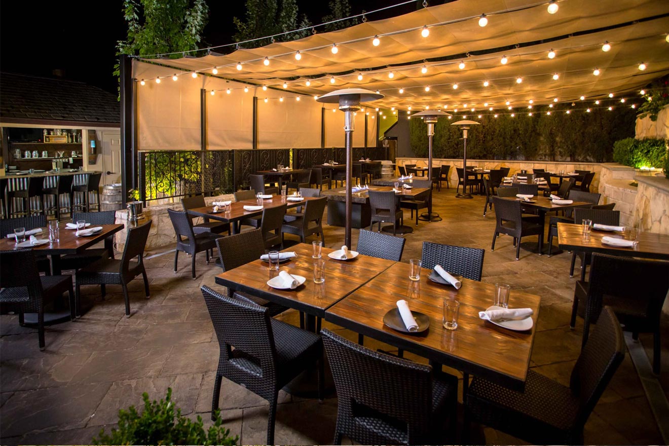 Traveler’s Guide to Healdsburg Plaza