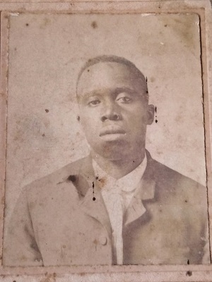 Sam Tucker.jpg