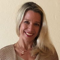 Britta.crop_438x439_0,3.resize_200x200.jpg