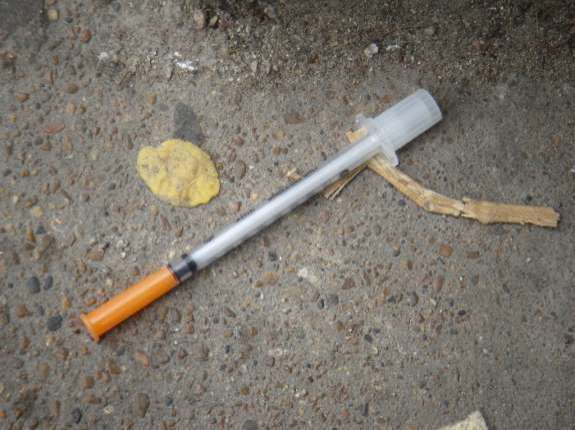 A Florida bill would allow needle exchange programs to operate across the state.