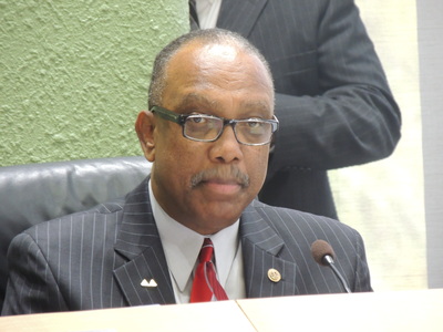 Les Miller