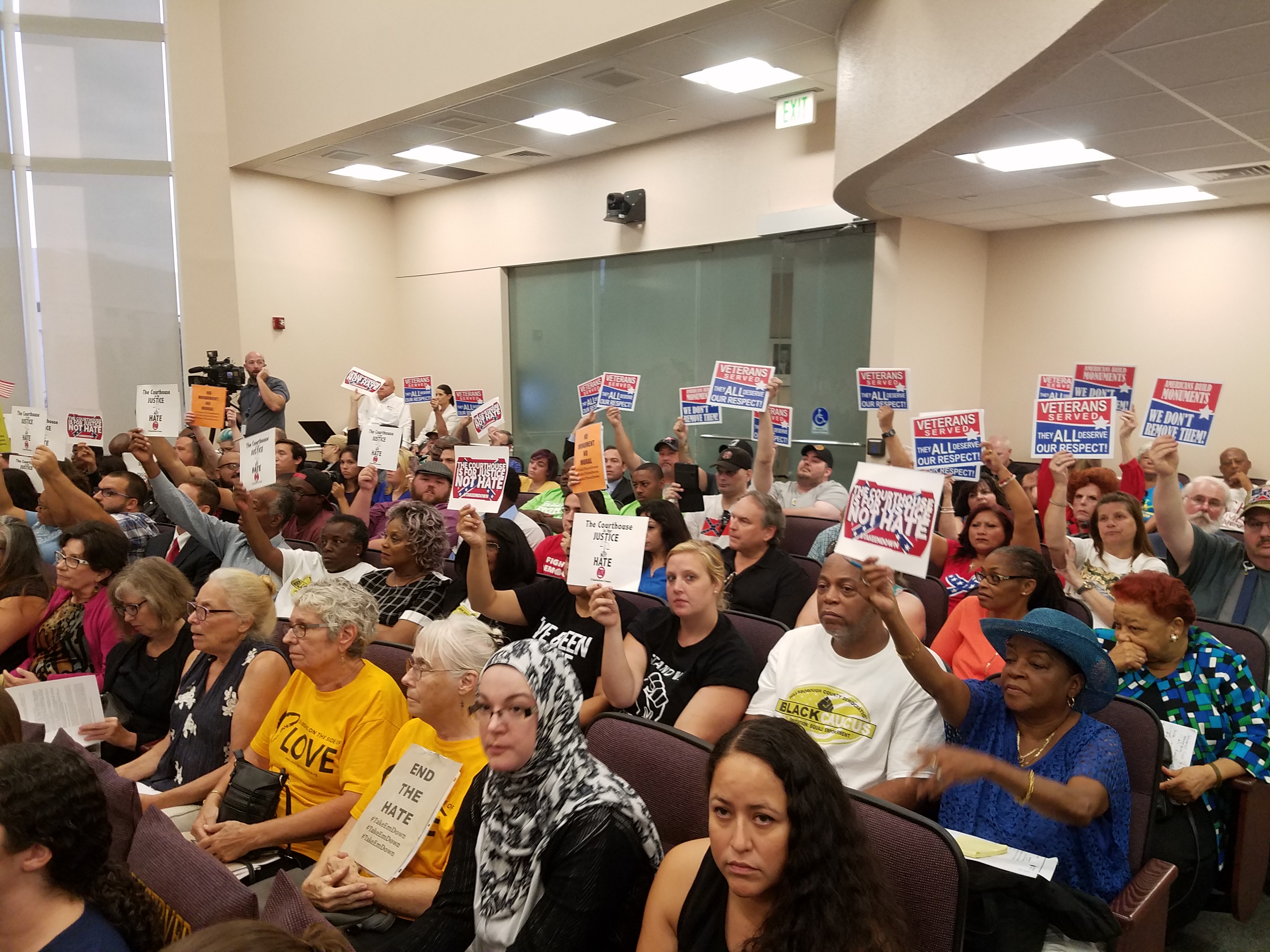 Confederate memorial public comment