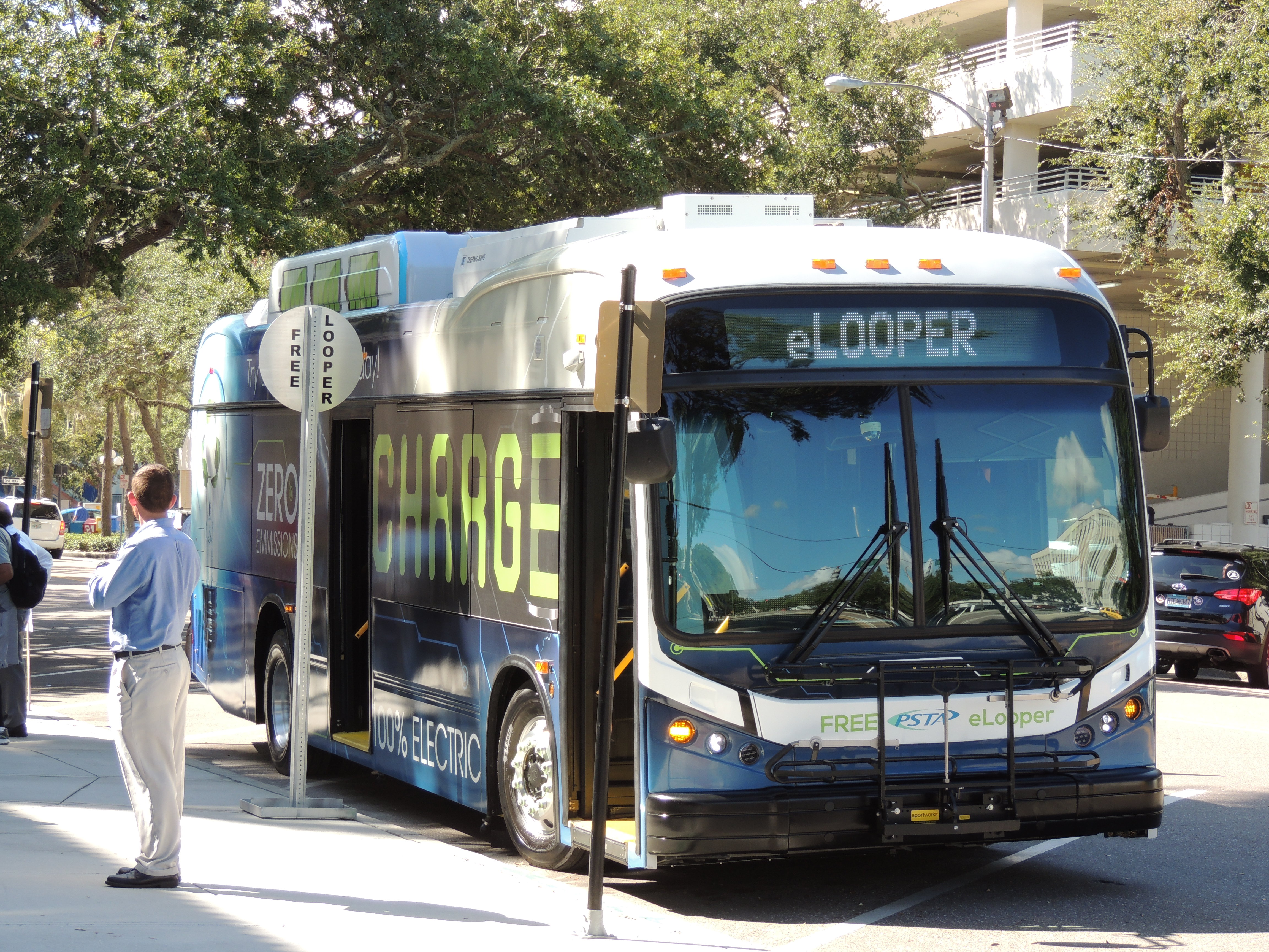 electric bus eLooper EV