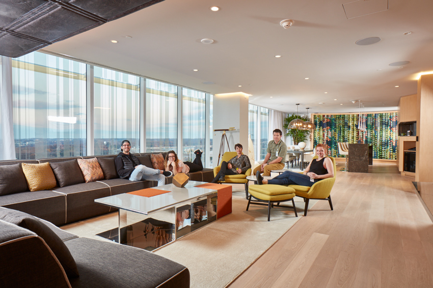 Expert Advice, Find Crew, Hiring Crew for Photo Shoots, MGM, Wonderful Machine 1