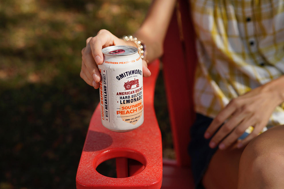 Motofish works with Blake Shelton to promote Smithworks Vodka Hard