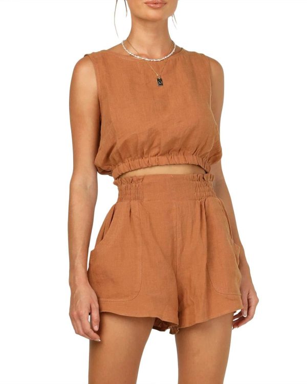 Women's Solid Color Sleeveless Short Top Shorts Suit - Image 4