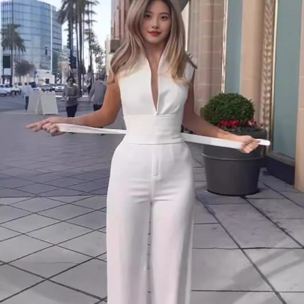 Solid Color Low Neck Sleeveless Tight Jumpsuit - Image 3