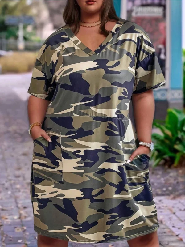 Plus size V-neck camouflage print pocket short-sleeved dress, summer models casual loose polyester material 2025 new