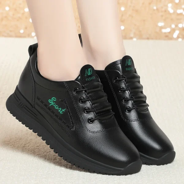 Spring Autumn Soft Sole Velvet Little White Shoes Women's New Sports Casual Middle-aged Elderly Sneakers Flat Leather Shoes - Image 2
