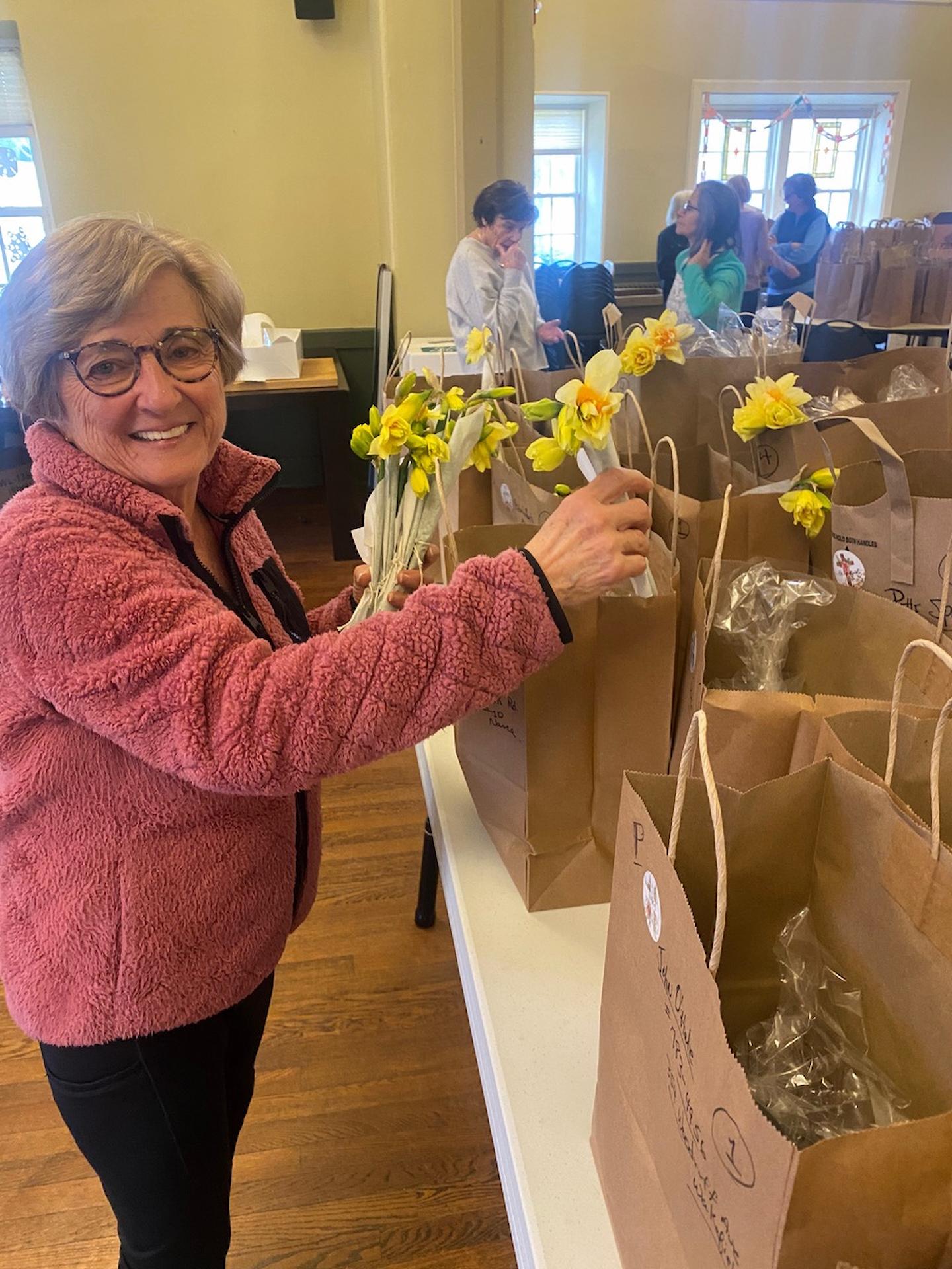 From their kitchen to 400 homes: the volunteers delivering hope to the community — photo 1