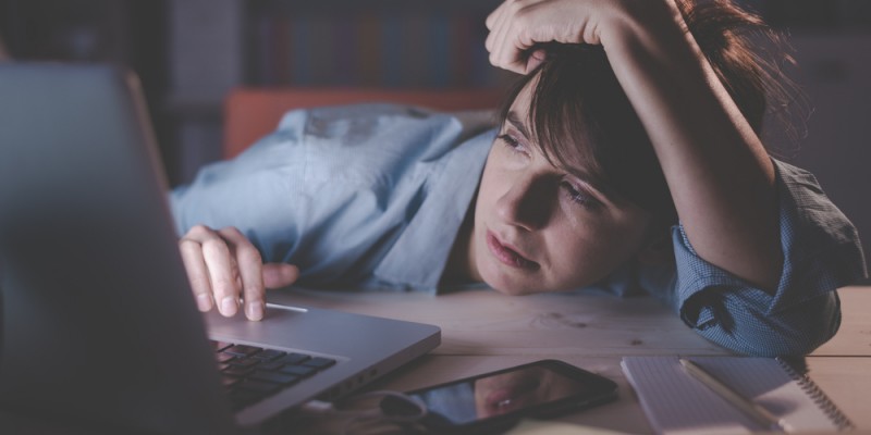 5 Strategies to Avoid Destructive Late-Night Emails