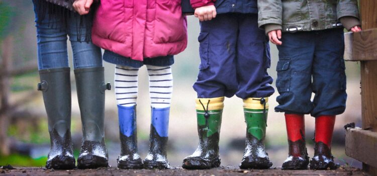 How Conformity in Schools Ignores & Squashes Individuality How Conformity in Schools Ignores & Squashes Individuality