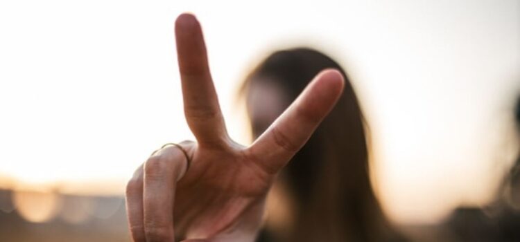 Nonviolent Communication: 4 Steps to Love & Kindness Nonviolent Communication: 4 Steps to Love & Kindness