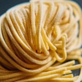 Spaghetti Challenge: Build a Tower, Build a Team