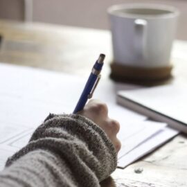 The Pyramid Writing Style: Step-by-Step Formula