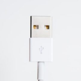 What Is Digital Minimalism? Cal Newport’s Perspective