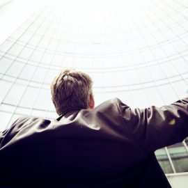 Linchpin Theory: The 3 Top Traits of Valuable Employees