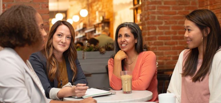 How to Resolve Issues in a Small Group Discussion How to Resolve Issues in a Small Group Discussion
