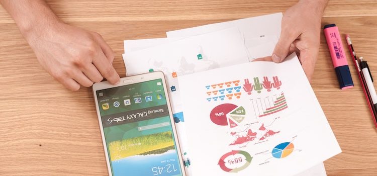 How to Measure Business Performance: KPIs & OKRs