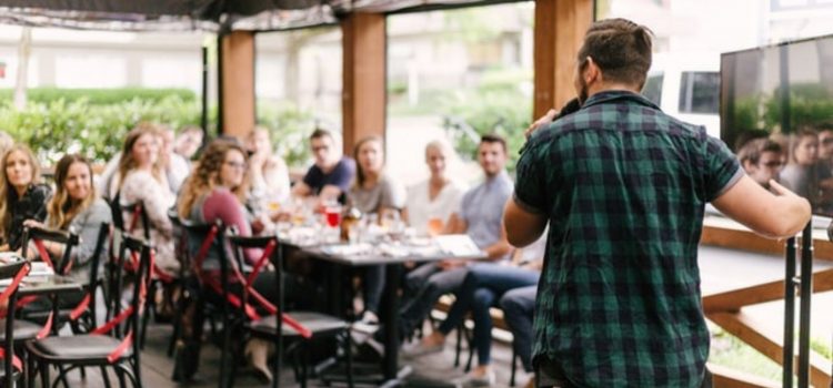 How to Act at a Party: 3 Misconceptions About Behavior How to Act at a Party: 3 Misconceptions About Behavior