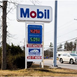 Will Inflation Go Back Down? Economists Warn of Vicious Cycle