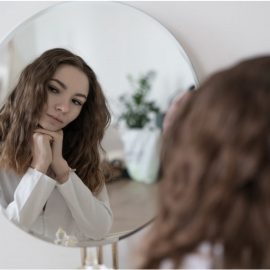 Attachment Patterns in Psychology: Childhood Mirroring