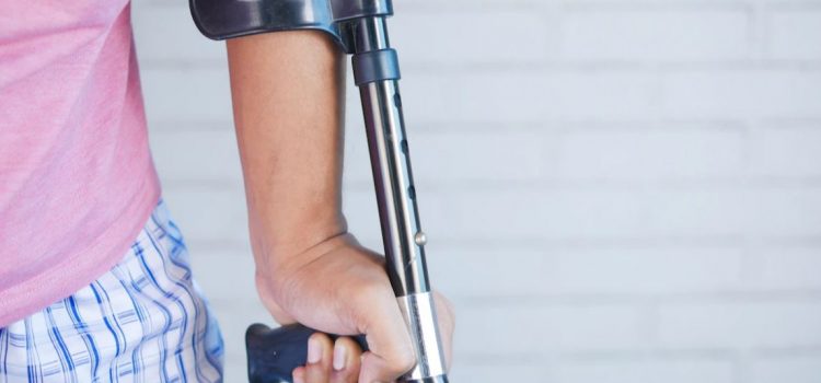 Learned Nonuse: The Side-Effect of Injured Limbs Learned Nonuse: The Side-Effect of Injured Limbs