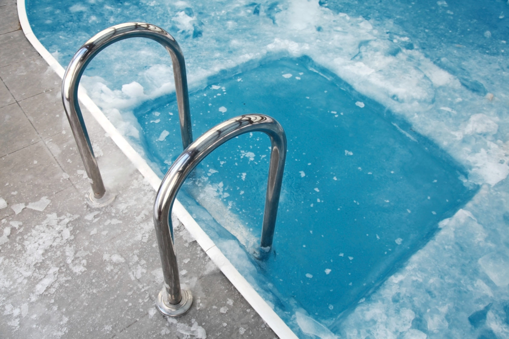 When Should I Close My Pool For the Summer? Aquatech Utah