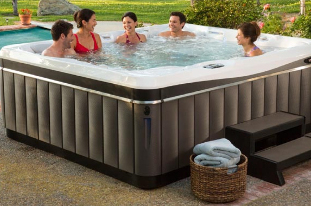 caldera Coastal Spa & Patio