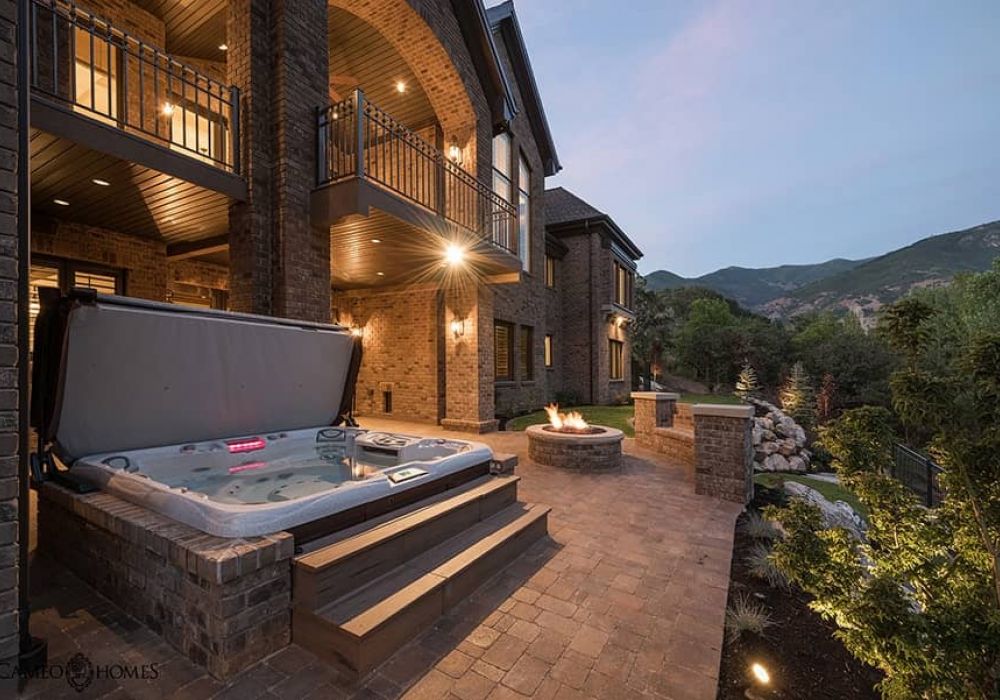 Outdoor Oasis Hot Tub Central