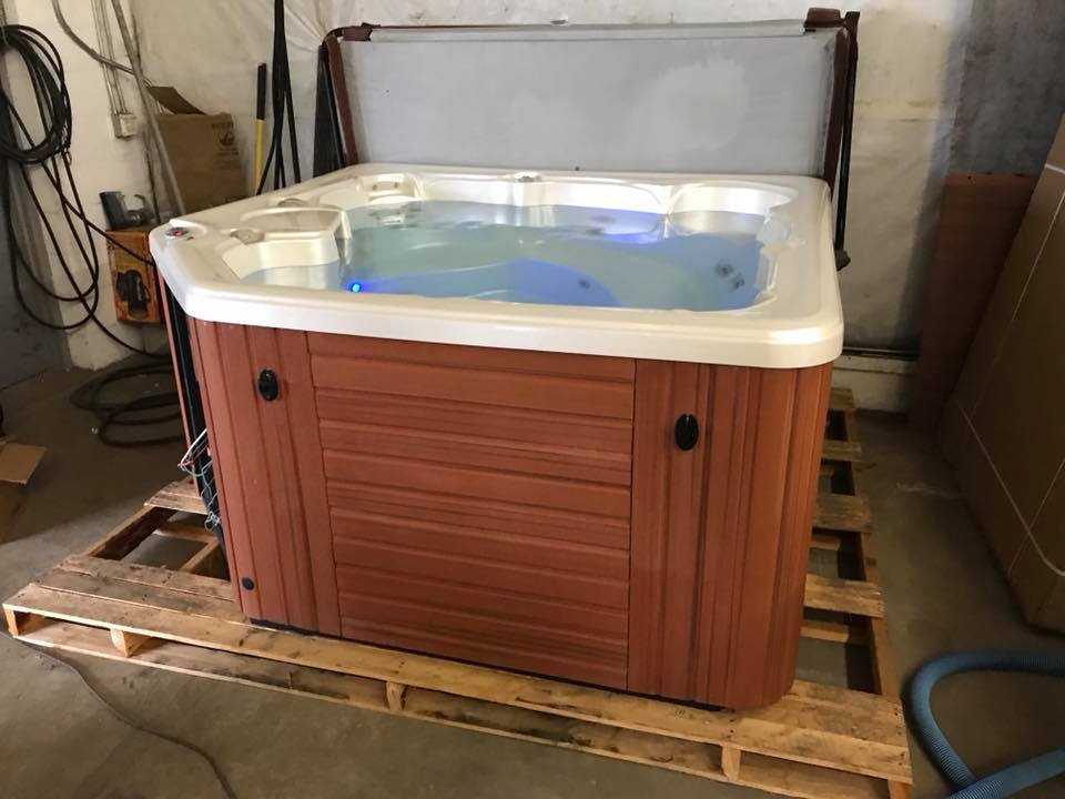PreOwned & Clearance Hot Tubs and Spas Hot Spring Spas of La Crosse